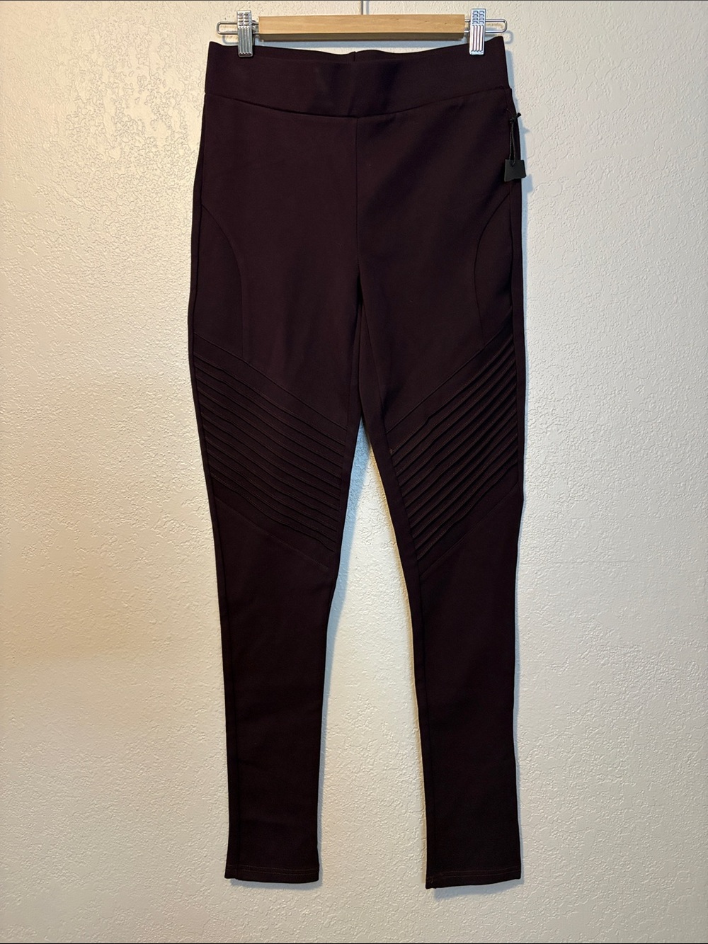 NWT Black Tape purple moto stretch pants size M